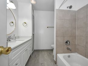 7954 Grove Ridge Drive, Houston TX 77061