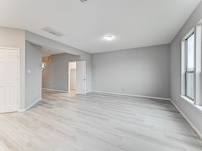 4706 Mint Trail, Houston TX 77066