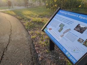 7614 Dixie Drive, Houston TX 77087