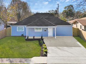 7614 Dixie Drive, Houston TX 77087