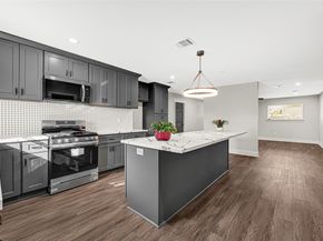 7614 Dixie Drive, Houston TX 77087