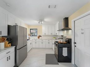 9711 Bertwood Street, Houston TX 77016