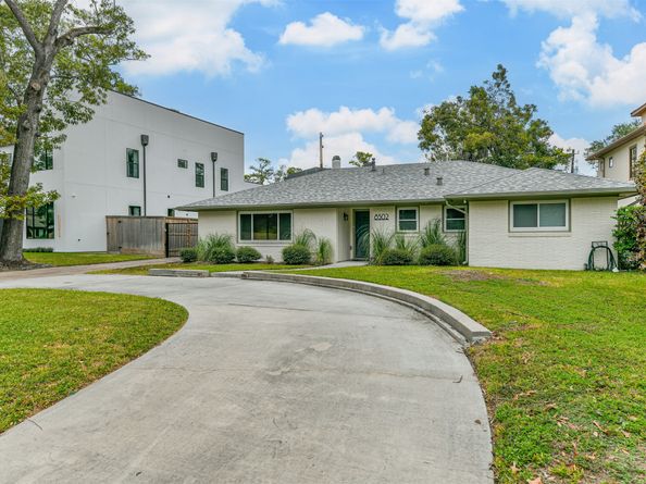 8502 Westview Drive, Spring Valley Village TX 77055