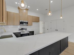 7956 Bonaire Unit A/B Street, Houston TX 77028