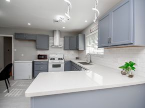 6817 Hendon Lane, Houston TX 77074