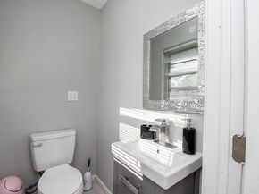 6817 Hendon Lane, Houston TX 77074