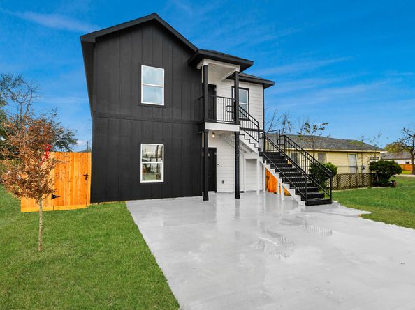 8012 Miley Street, Houston TX 77028