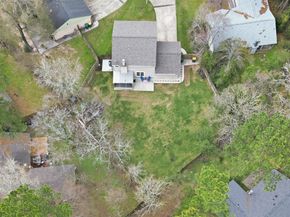 10 E Broken Oak Court, Spring TX 77381