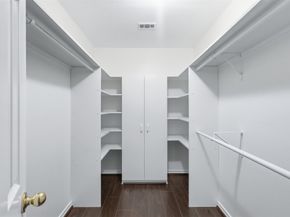 10 E Broken Oak Court, Spring TX 77381