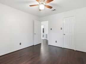 10 E Broken Oak Court, Spring TX 77381