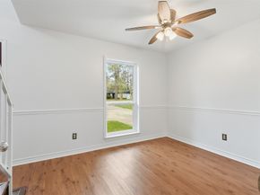 10 E Broken Oak Court, Spring TX 77381