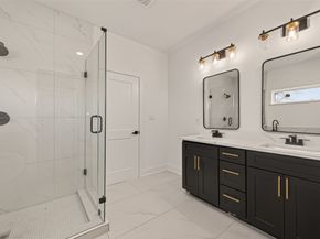 6719 Knox Street, Houston TX 77091