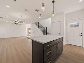 6719 Knox Street, Houston TX 77091