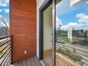 6719 Knox Street, Houston TX 77091