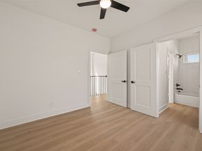 6719 Knox Street, Houston TX 77091