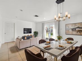 5611 W Airport Boulevard, Houston TX 77035