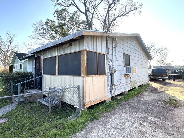8507 Prairie View Drive, Houston TX 77088