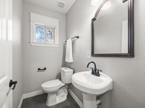 1405 Walton Street, Houston TX 77009