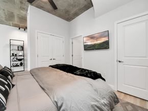 5925 Almeda Road 11616, Houston TX 77004