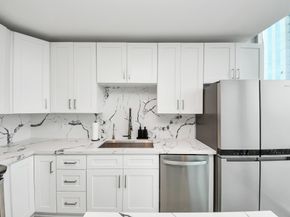 5925 Almeda Road 11616, Houston TX 77004