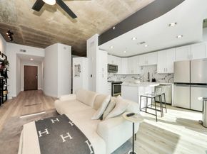 5925 Almeda Road 11616, Houston TX 77004