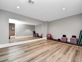 5925 Almeda Road 11616, Houston TX 77004