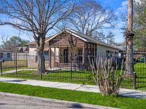 5219 Farmer Street, Houston TX 77020