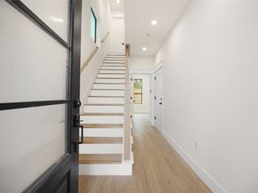 6332 Sidney Street, Houston TX 77021