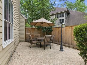 11 Dovewing Place, Spring TX 77382