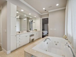 2102 McClendon Street, Houston TX 77030