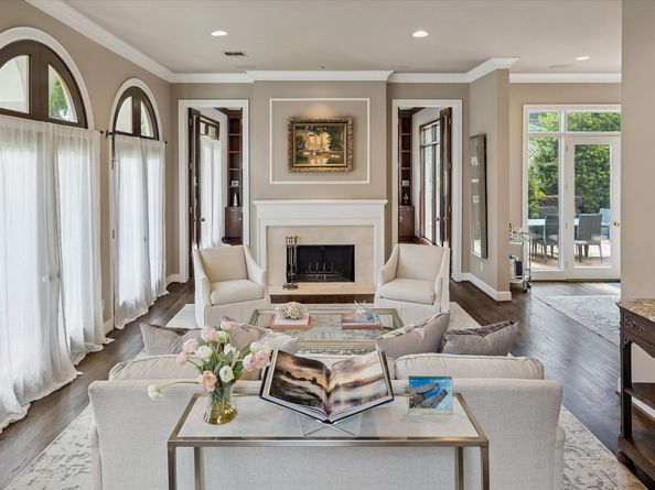 2102 McClendon Street, Houston TX 77030
