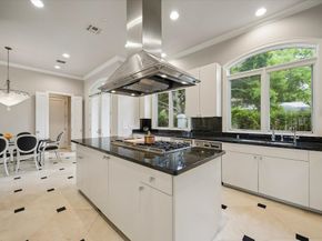 2102 McClendon Street, Houston TX 77030