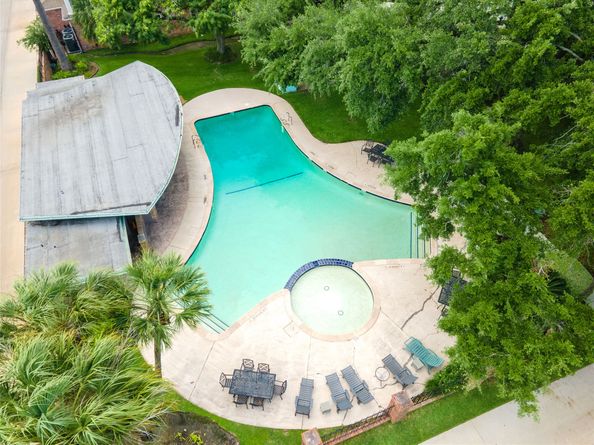 4127 Meyerwood Drive, Houston TX 77025