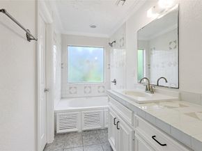 8502 Detroit Street D, Houston TX 77017