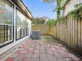 8502 Detroit Street D, Houston TX 77017