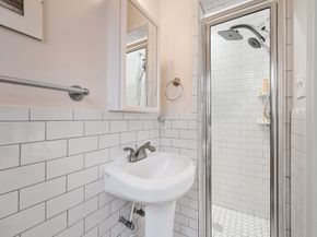 2338 Sunset Boulevard, Houston TX 77005