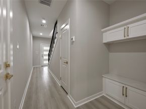 2805 Tierwester Street, Houston TX 77004