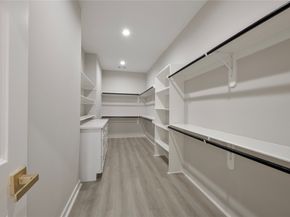 2805 Tierwester Street, Houston TX 77004