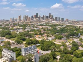 2805 Tierwester Street, Houston TX 77004