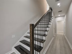 2805 Tierwester Street, Houston TX 77004