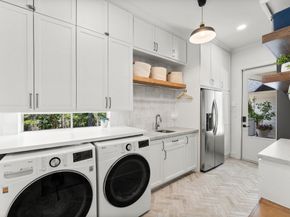 18 N Highland Court, The Woodlands TX 77381