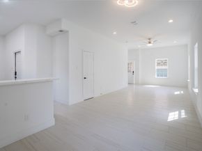 1515 Fairbanks Street, Houston TX 77009