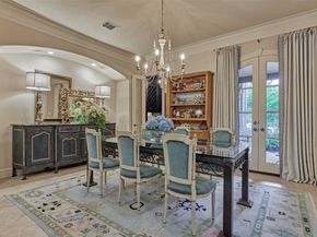 27 Knightsgate Circle, The Woodlands TX 77382