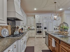 27 Knightsgate Circle, The Woodlands TX 77382