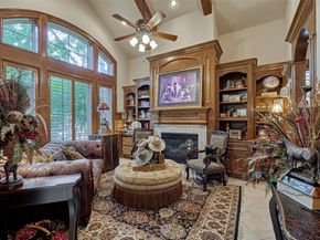 27 Knightsgate Circle, The Woodlands TX 77382