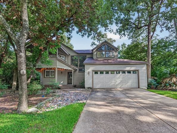 3 Hidden Deer Corner Court, The Woodlands TX 77381