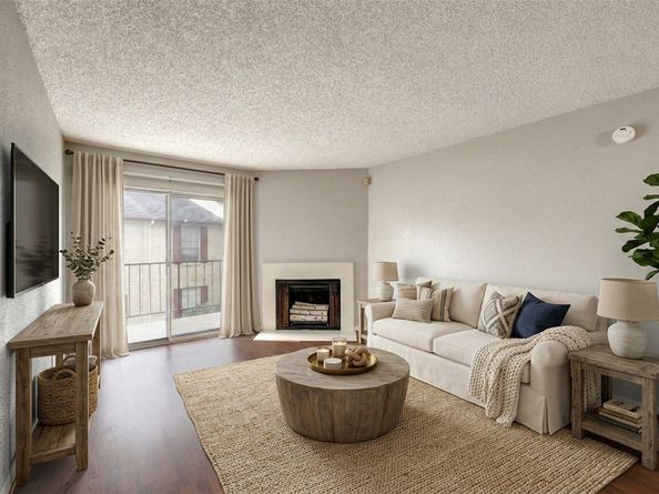 2120 El Paseo Street 2407, Houston TX 77054