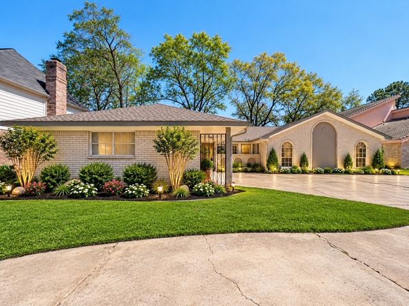 7710 Antoine Drive, Houston TX 77088