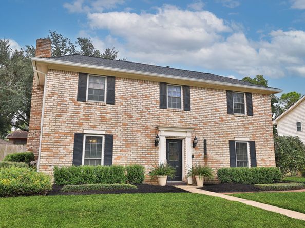 14719 Rio Pinar Drive, Houston TX 77095