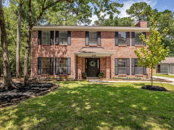 259 E Rainbow Ridge Circle, The Woodlands TX 77381